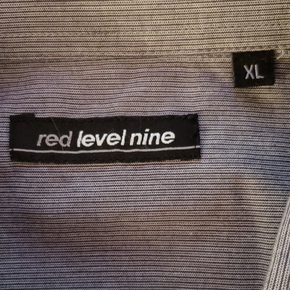 Red Level Nine short sleeve shirt - Picture 4 of 5